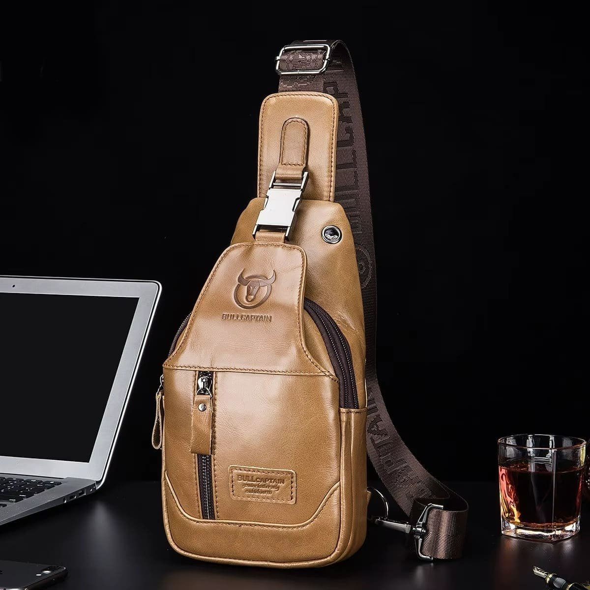 Bolsa Transversal Masculina Couro Bullcaptain 2 bolsa transversal masculina couro